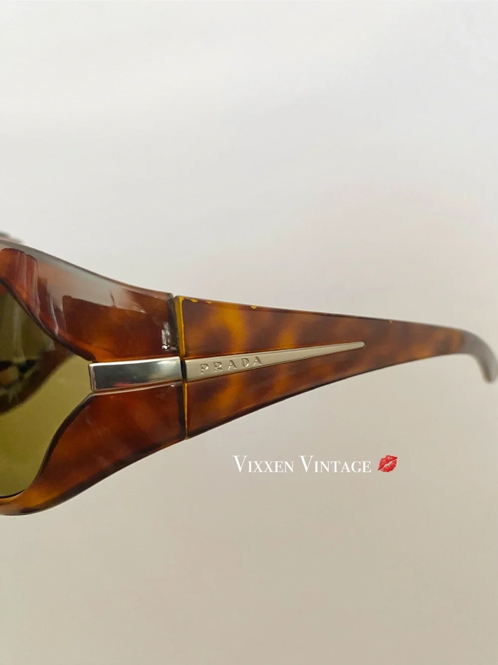 VINTAGE Y2K PRADA CHUNKY WRAP-AROUND SHIELD TORTOISE SHELL SUNGLASSES IN BROWN - Picture 6 of 13